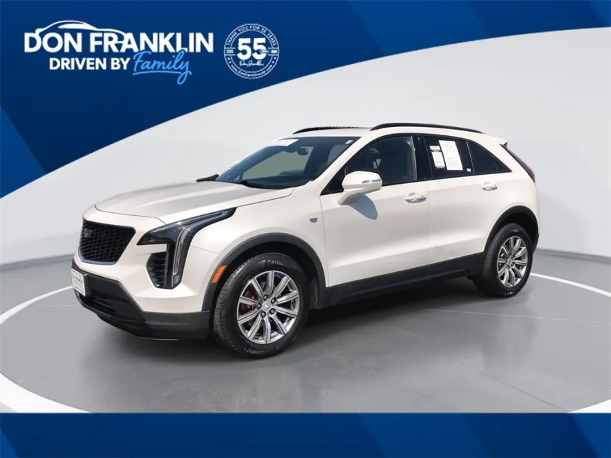 2021 Cadillac XT4 Sport photo 1