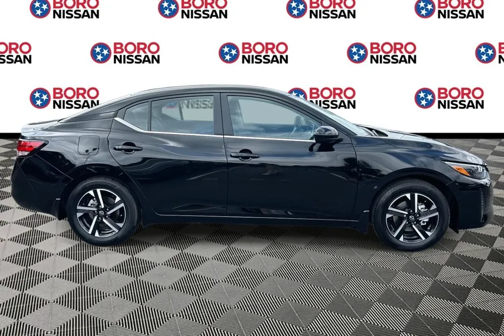 2025 Nissan Sentra SV photo 1