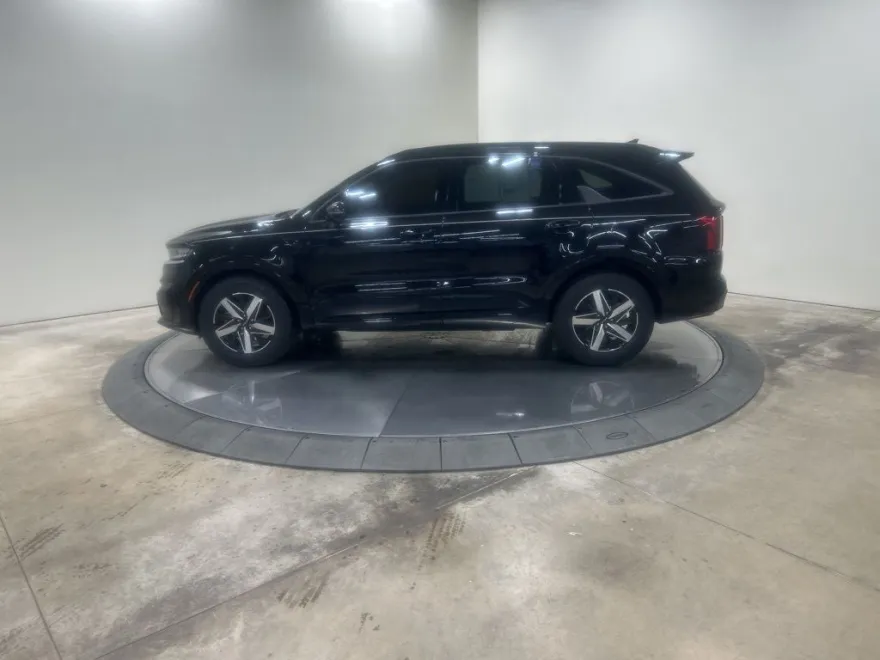 2022 Kia Sorento S photo 1