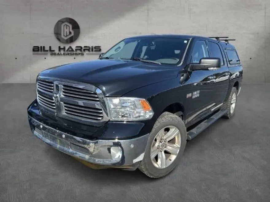 2014 Ram 1500 SLT photo 1