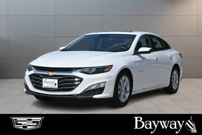2024 Chevrolet Malibu 1LT photo 1