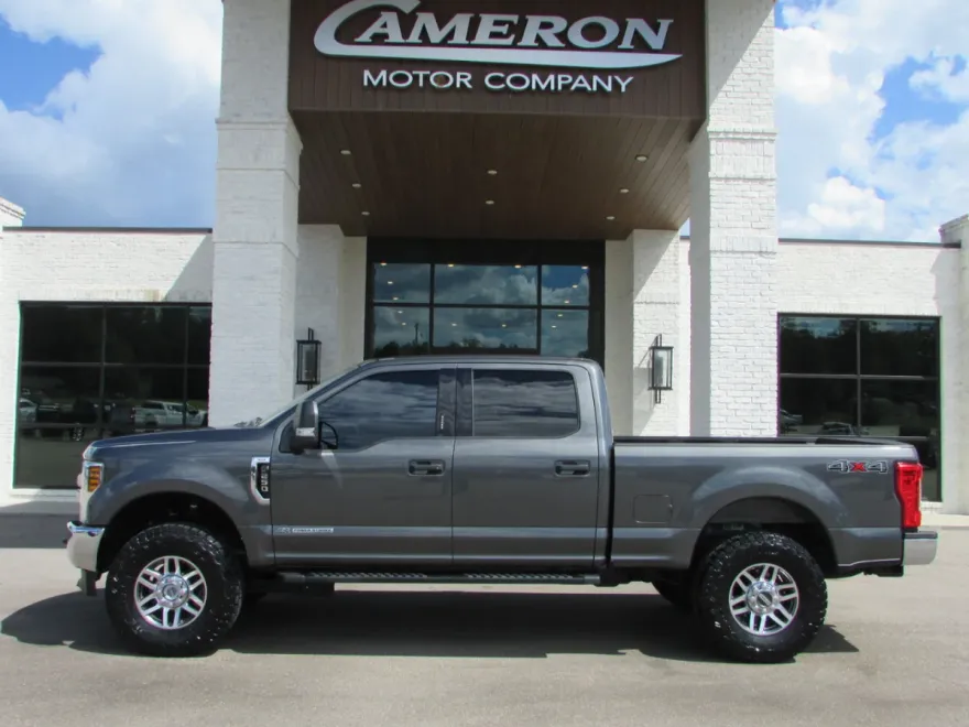 2019 Ford F-250 XLT photo 1