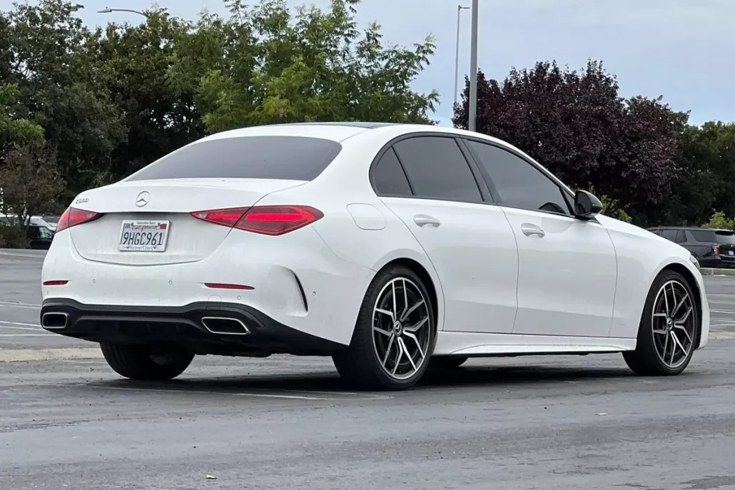 2023 Mercedes Benz C 300 photo 1