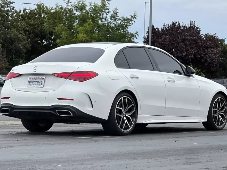 2023 Mercedes Benz C 300 photo 1