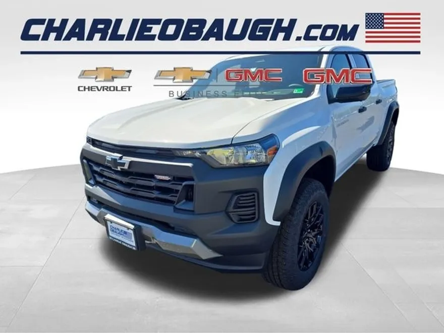 2026 Chevrolet Colorado Trail Boss photo 1