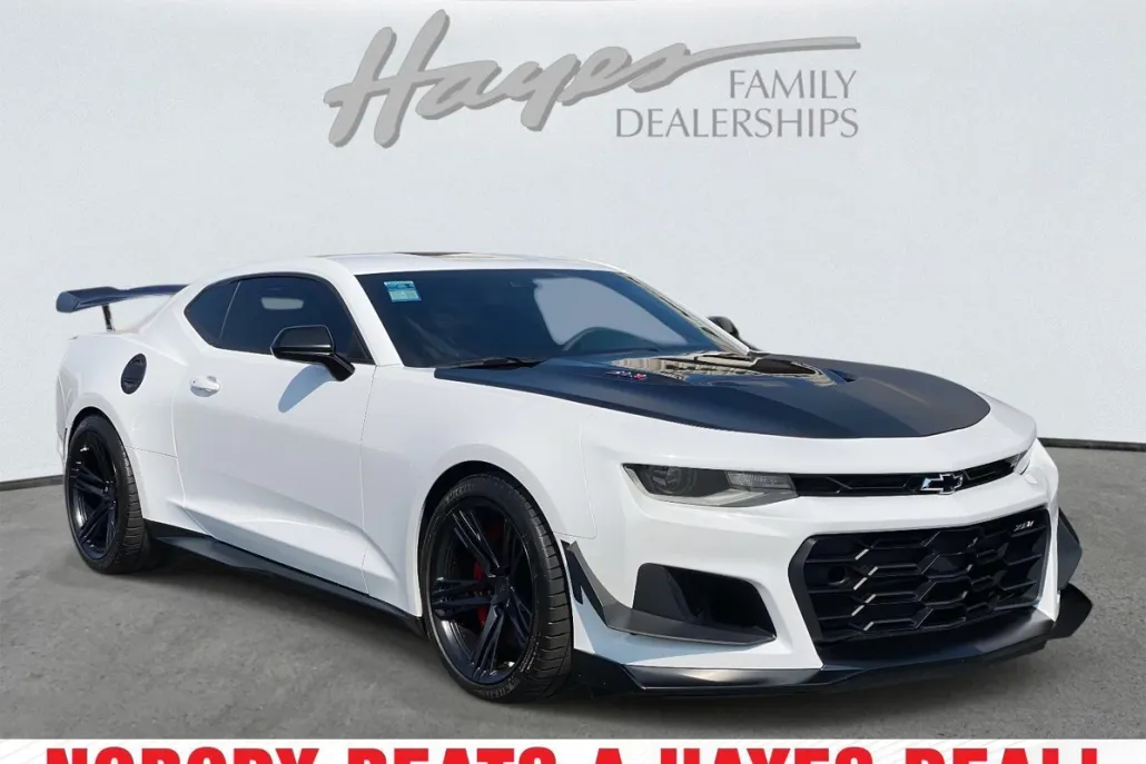 2022 Chevrolet Camaro ZL1 photo 1