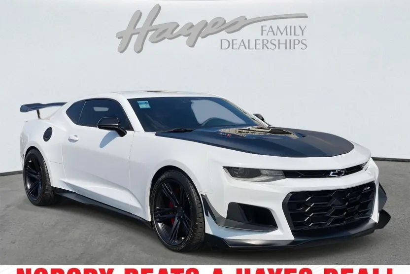 2022 Chevrolet Camaro ZL1 photo 1