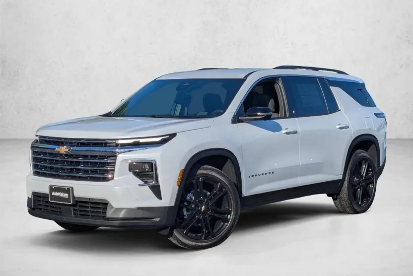 2026 Chevrolet Traverse photo 1