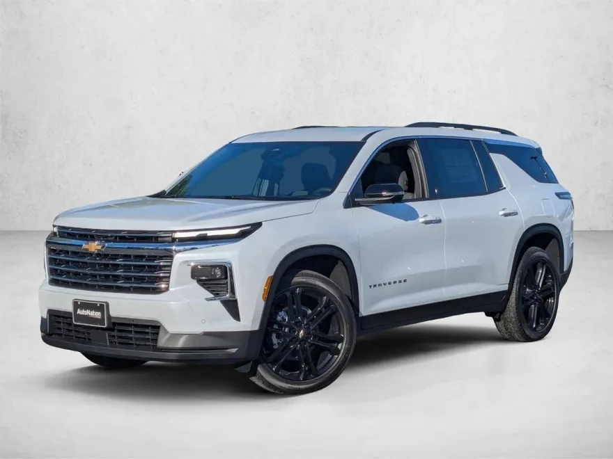 2026 Chevrolet Traverse photo 1