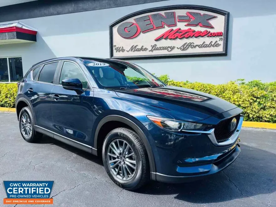 2019 Mazda CX-5 Touring photo 1