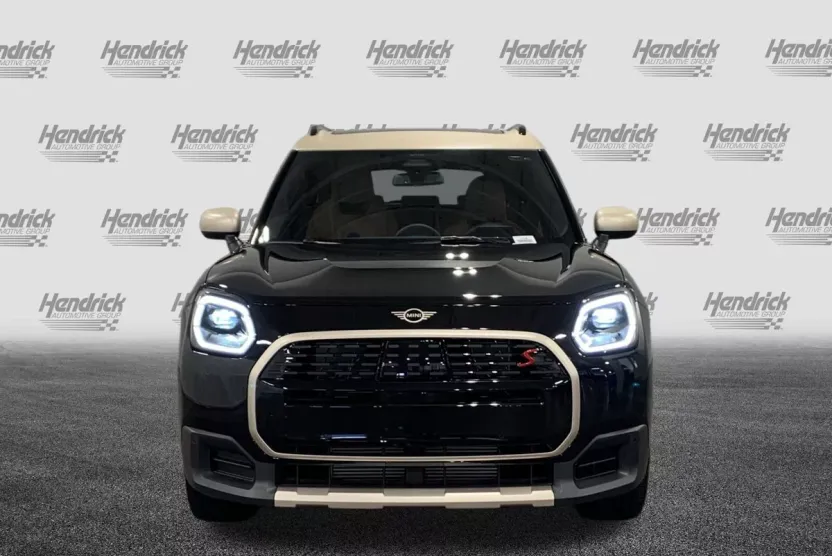 2026 Mini Countryman S ALL4 photo 1