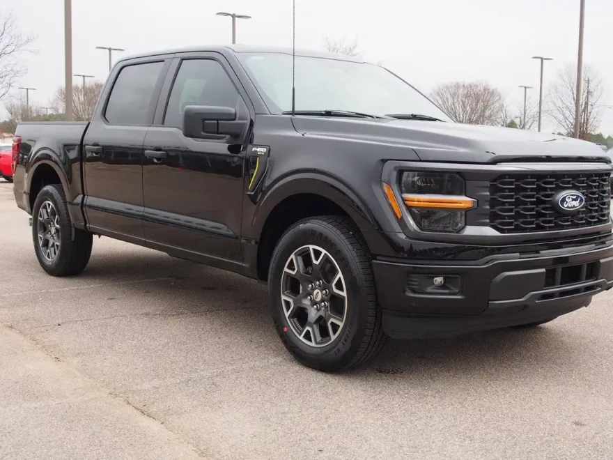2025 Ford F-150 STX photo 1