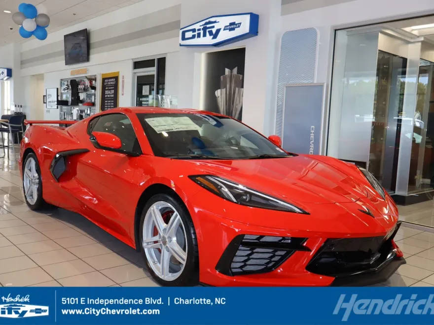 2026 Chevrolet Corvette Stingray 2LT photo 1
