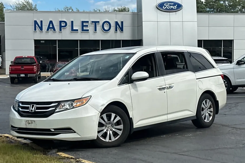 2017 Honda Odyssey EX-L photo 1
