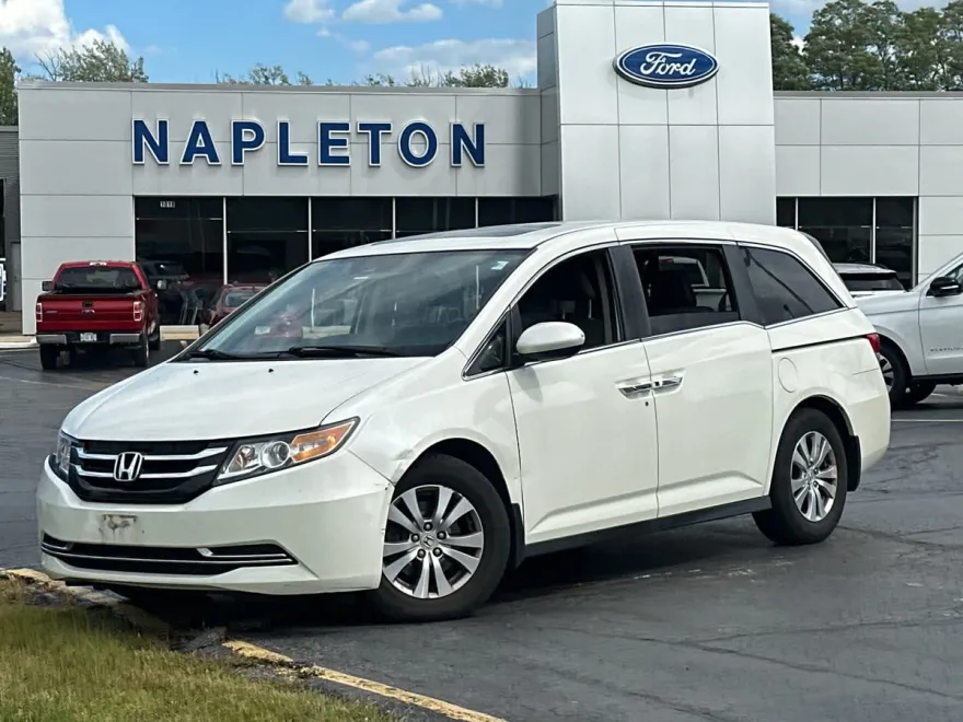 2017 Honda Odyssey EX-L photo 1