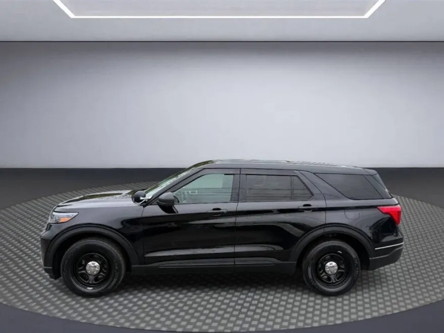 2021 Ford Explorer photo 1