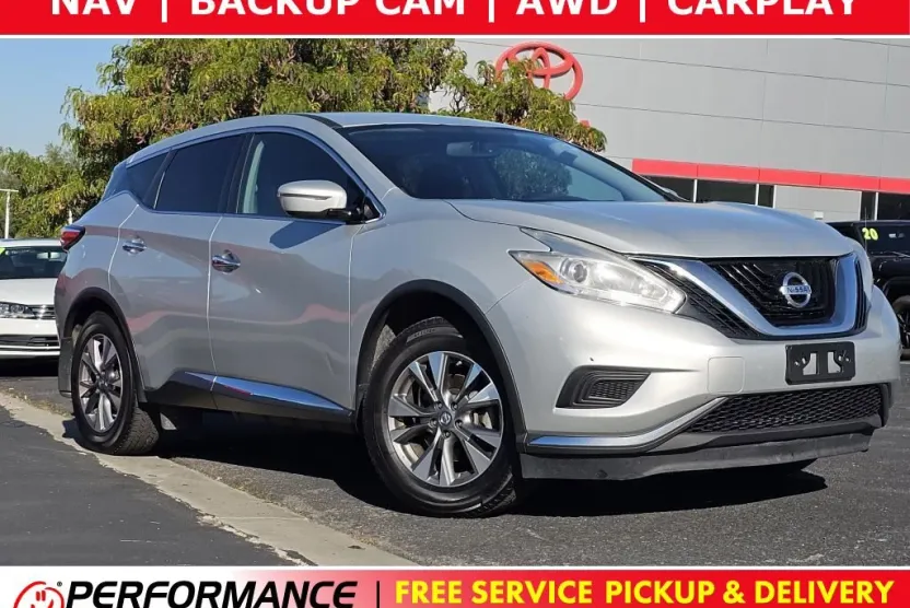 2017 Nissan Murano S photo 1