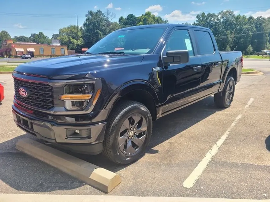 2025 Ford F-150 STX photo 1