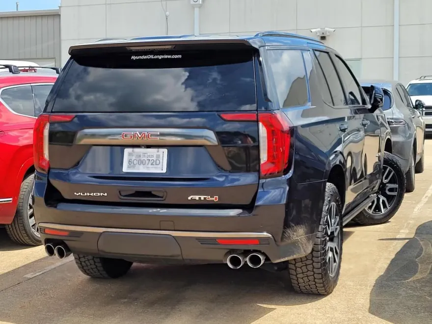 2023 Gmc Yukon AT4 photo 1