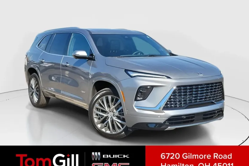 2025 Buick Enclave Avenir photo 1