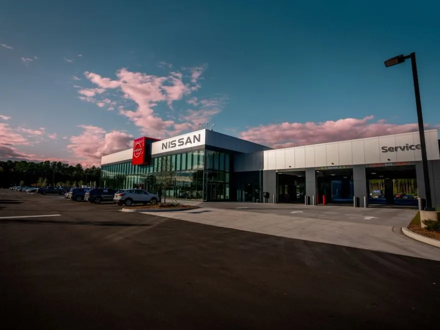 2023 Rivian R1S Adventure photo 1