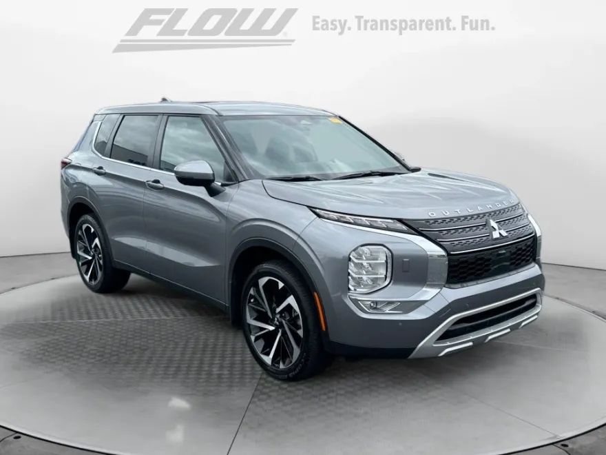 2023 Mitsubishi Outlander SE 2.5 S-AWC photo 1