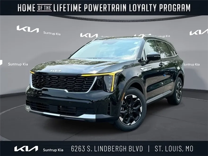 2025 Kia Sorento S photo 1