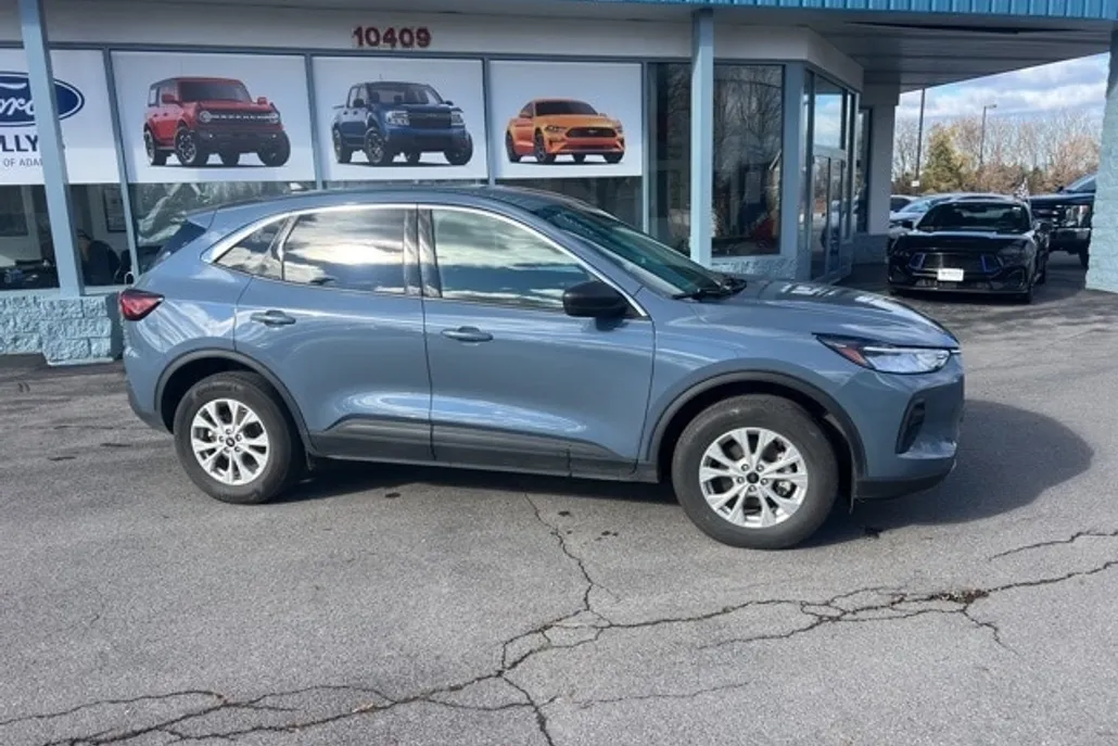2024 Ford Escape Active photo 1