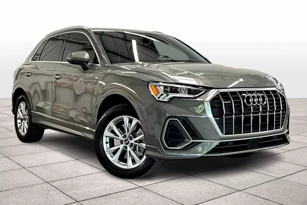 2022 Audi Q3 S line Premium Plus 45 TFSI photo 1