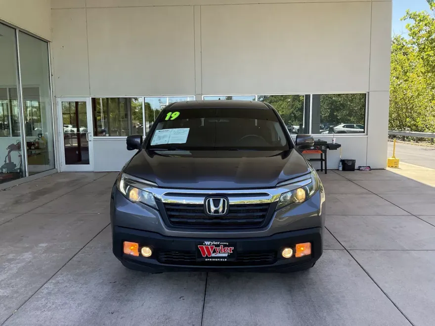 2019 Honda Ridgeline RTL-T photo 1