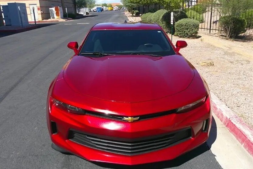 2016 Chevrolet Camaro 1LT photo 1