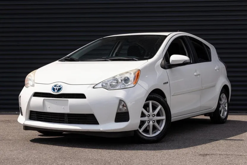 2012 Toyota Prius C Two photo 1