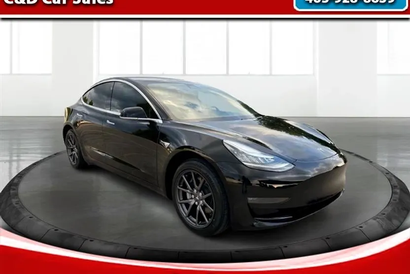2019 Tesla Model 3 photo 1