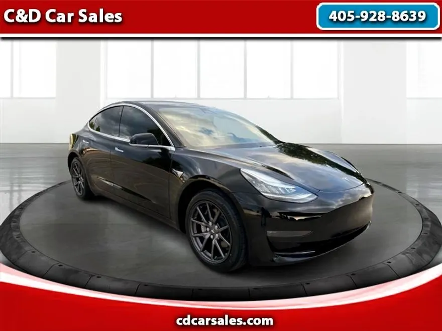 2019 Tesla Model 3 photo 1