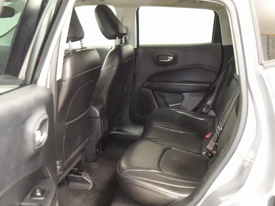 2018 Jeep Compass Latitude photo 1