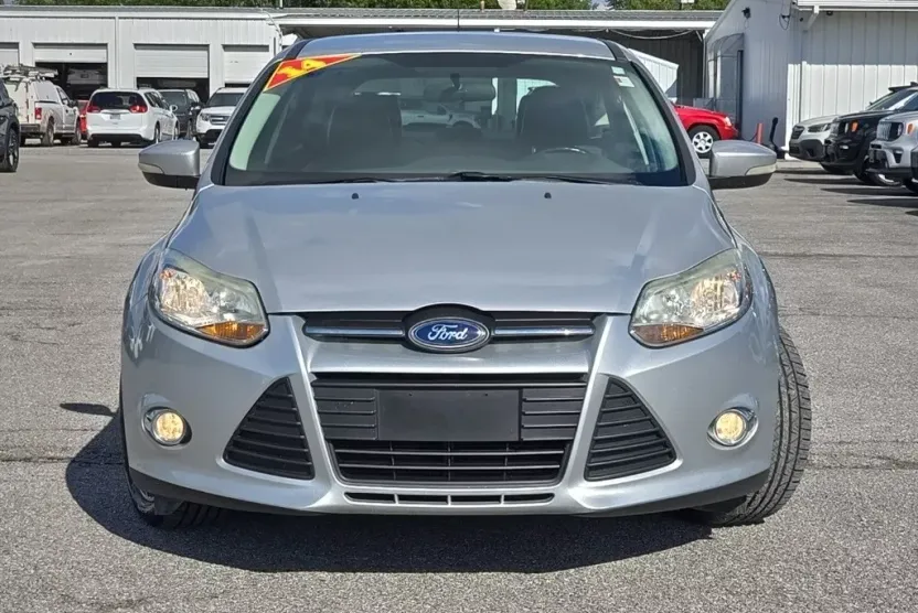 2014 Ford Focus SE photo 1