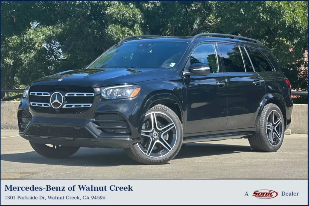 2023 Mercedes Benz GLS 450 4MATIC photo 1