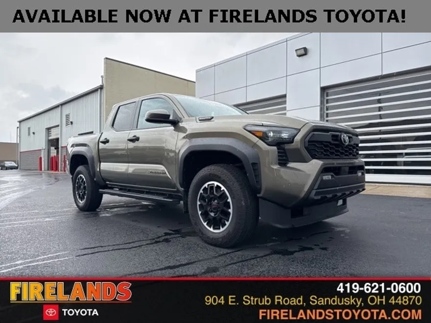 2024 Toyota Tacoma TRD photo 1