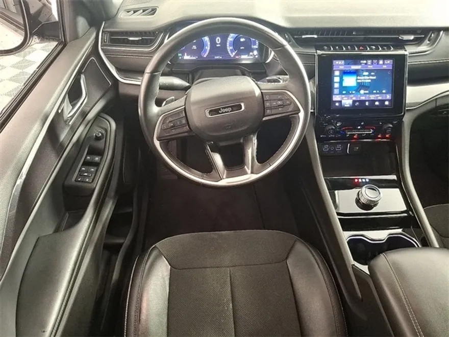 2022 Jeep Grand Cherokee Altitude photo 1
