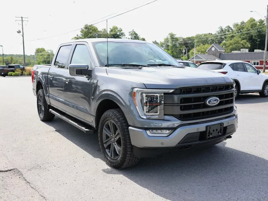 2023 Ford F-150 Lariat photo 1