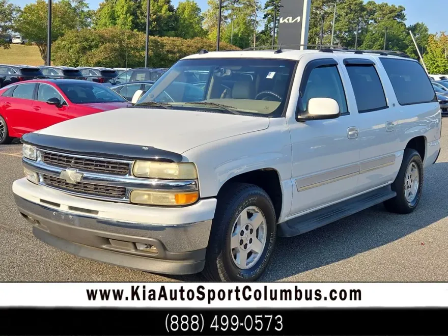 2005 Chevrolet Suburban 1500 LT photo 1
