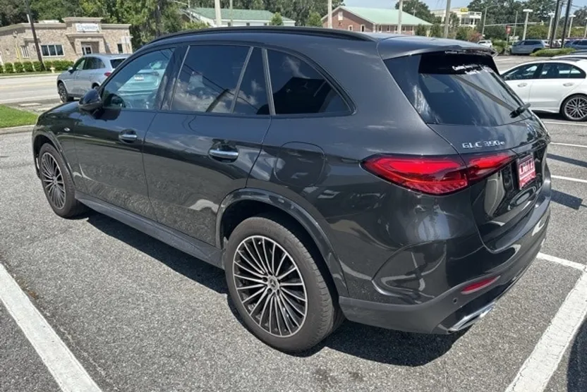 2025 Mercedes Benz GLC 350e 4MATIC photo 1