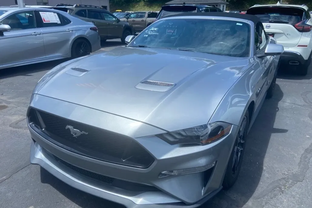 2020 Ford Mustang GT Premium photo 1