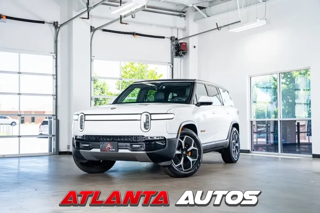 2023 Rivian R1S Adventure photo 1