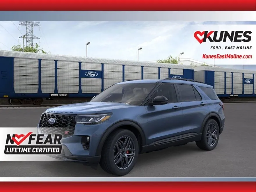 2025 Ford Explorer ST photo 1