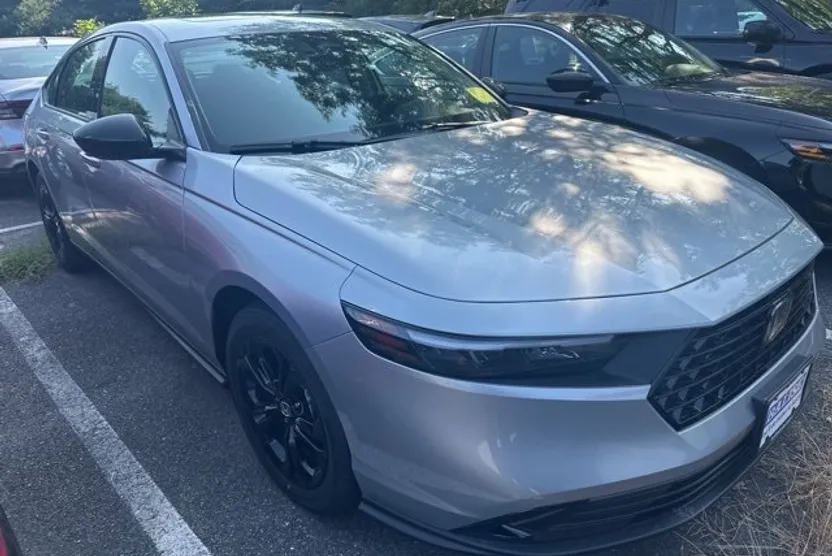 2025 Honda Accord SE photo 1