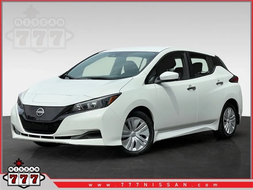 2023 Nissan Leaf S photo 1