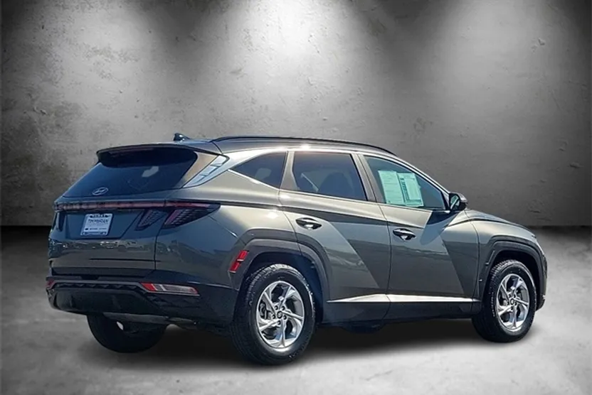 2022 Hyundai Tucson SEL photo 1