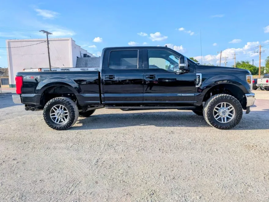 2019 Ford F-250 photo 1