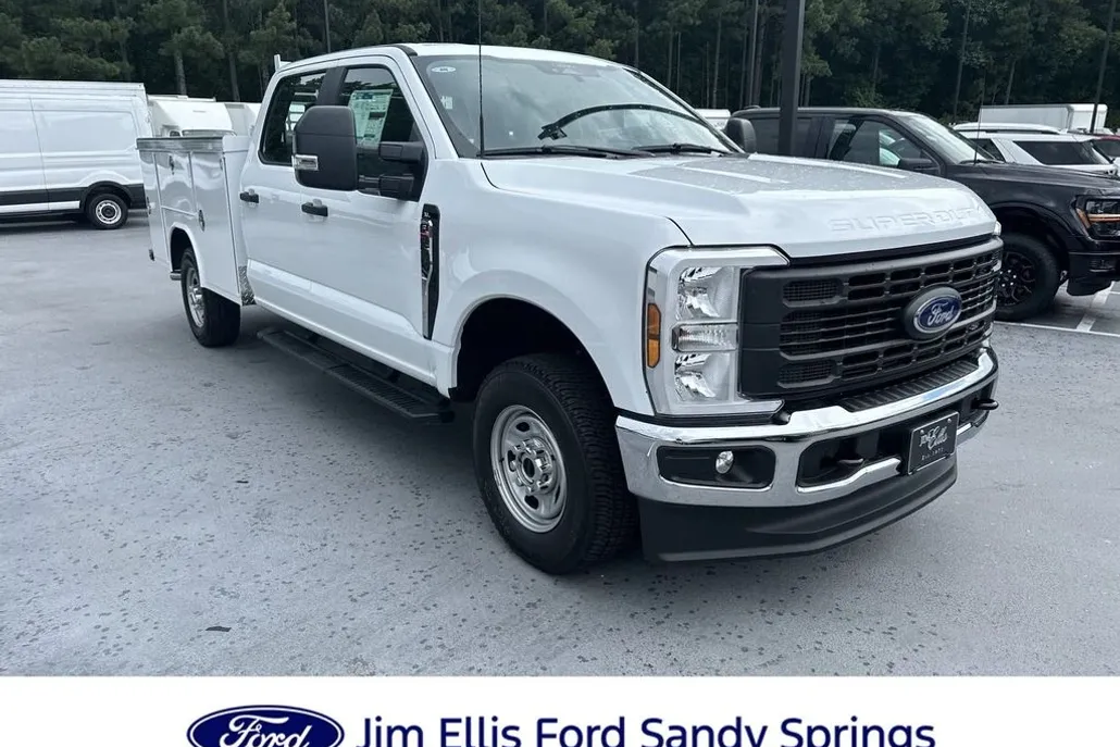 2024 Ford F-250 XL photo 1